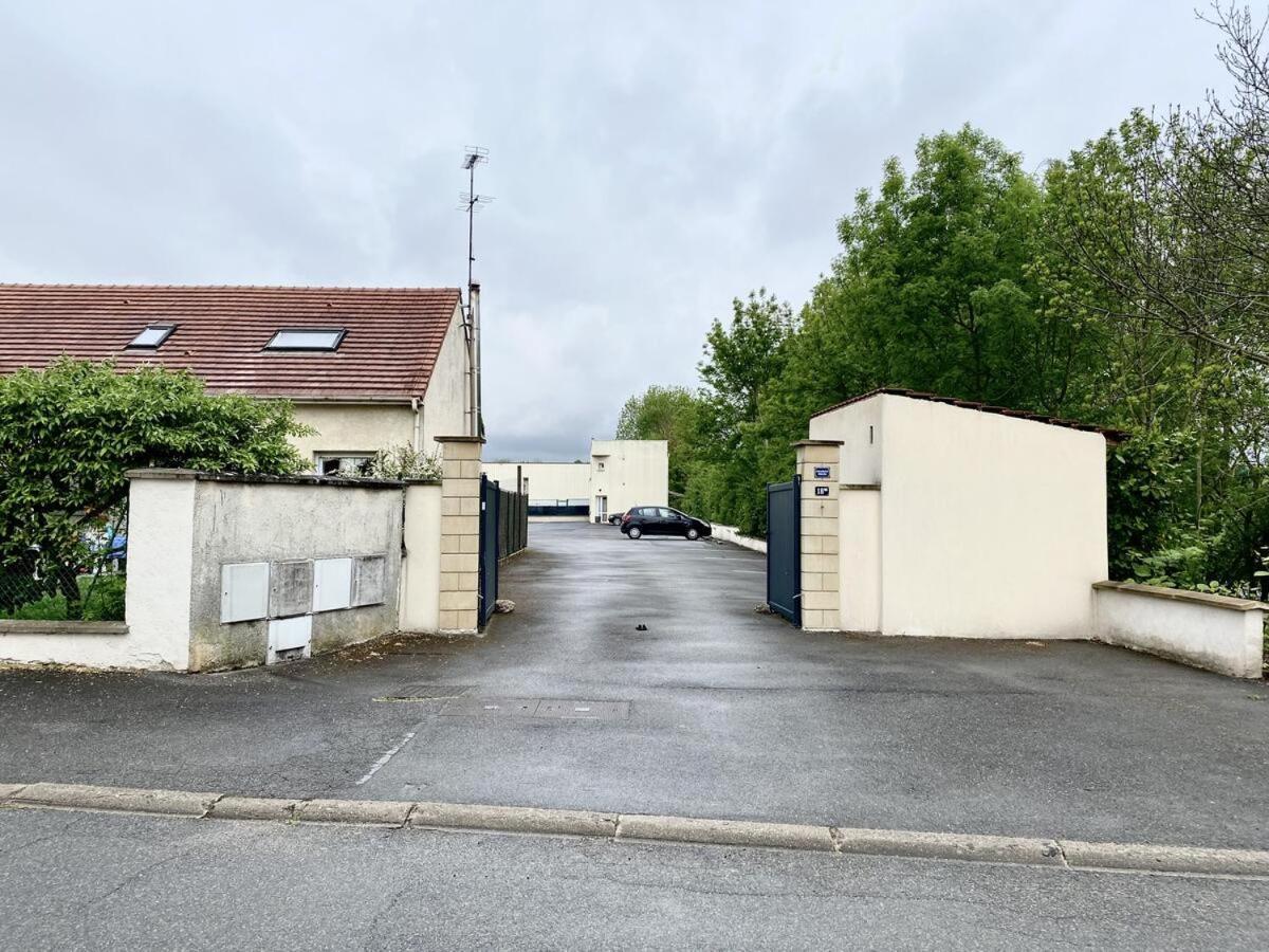 Apartament Le Pandora Moussy-le-Neuf Zewnętrze zdjęcie