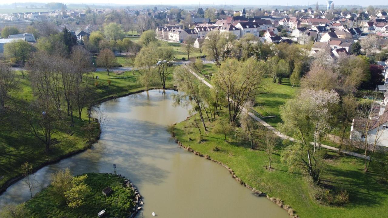 Apartament Le Pandora Moussy-le-Neuf Zewnętrze zdjęcie